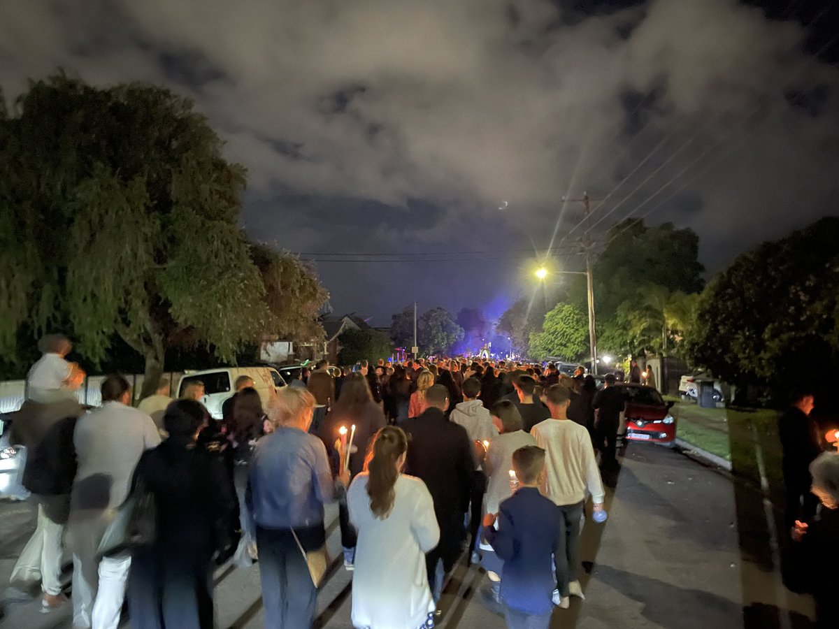 jonmccllm's tweet photo. “Life sleeps, and Hades trembles, and Adam is released from his bonds”
So blessed to attend the Service of Lamentation on Good Friday with the Greek Orthodox community of Newcastle this evening. https://t.co/l0Tf8pau7g