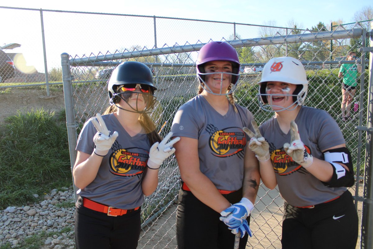 Loveland Middle School Softball tweet media