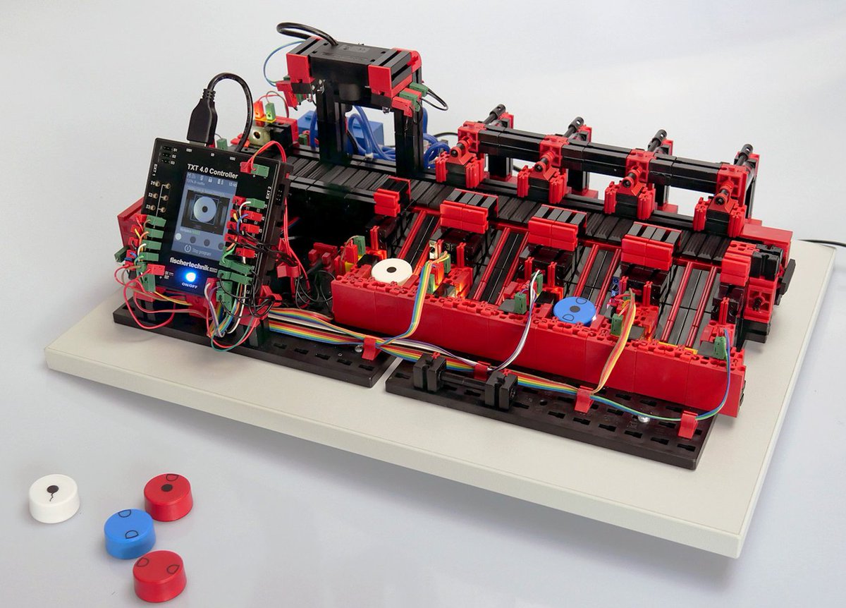 Lenobotics tweet media