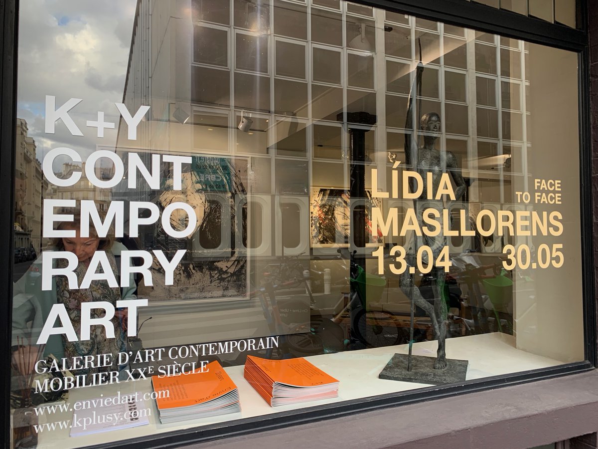 K_PLUS_Y's tweet photo. SOLO SHOW LÍDIA MASLLORENS 🌑 - What a pleasure to see you at the #opening of the show "Face to face" yesterday! Discover her #artworks at the K+Y #Gallery until May 30!

https://t.co/YaYXd26ScH 
24, rue Treilhard - Paris 8 / kathy@kplusy.com
#exhibition #vernissage #paris #art https://t.co/BD6IlTl6N7