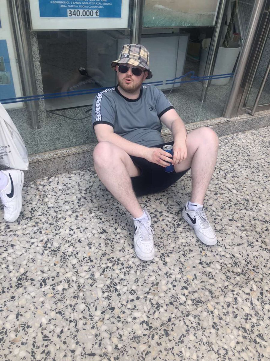 Ross tweet media