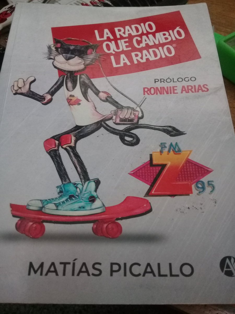 Velvetml's tweet image. Siempre con el Gran @bbsanzo #bbvstrapo #ElClubDelMoro @SANTIAGODELMORO😉  #z95