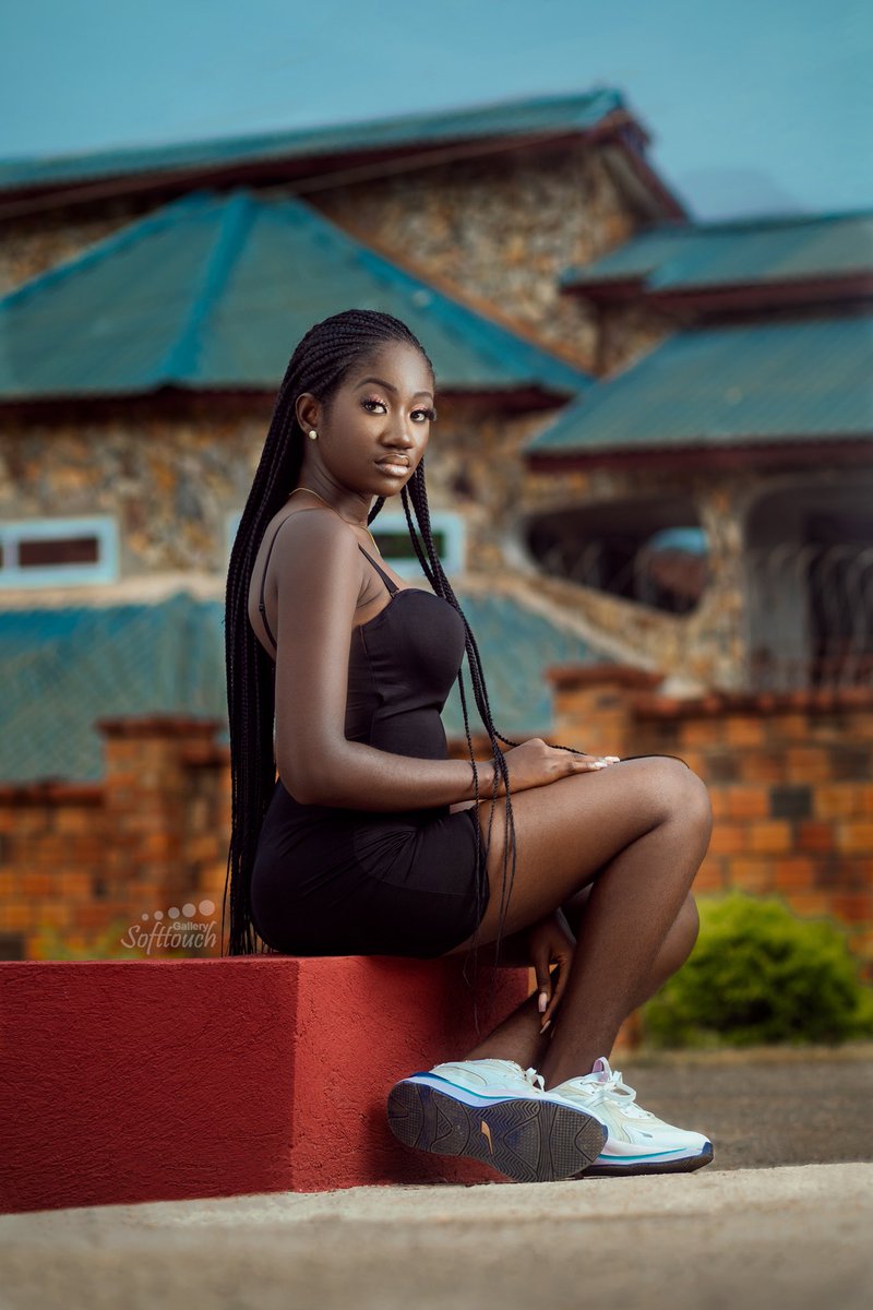 reginaldb_smith's tweet photo. Any one want a photoshoot? Holla https://t.co/fpGkYupjwj
