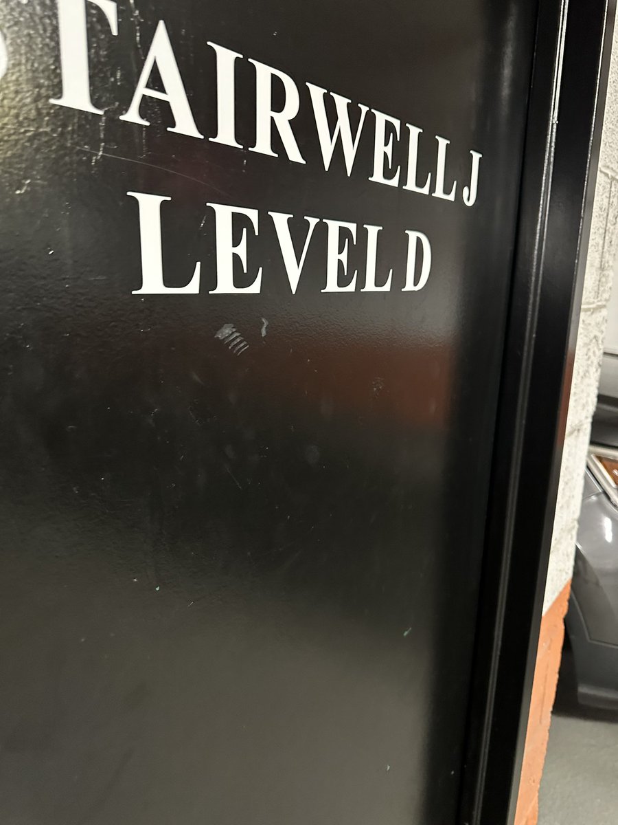 Amanda Walker tweet media