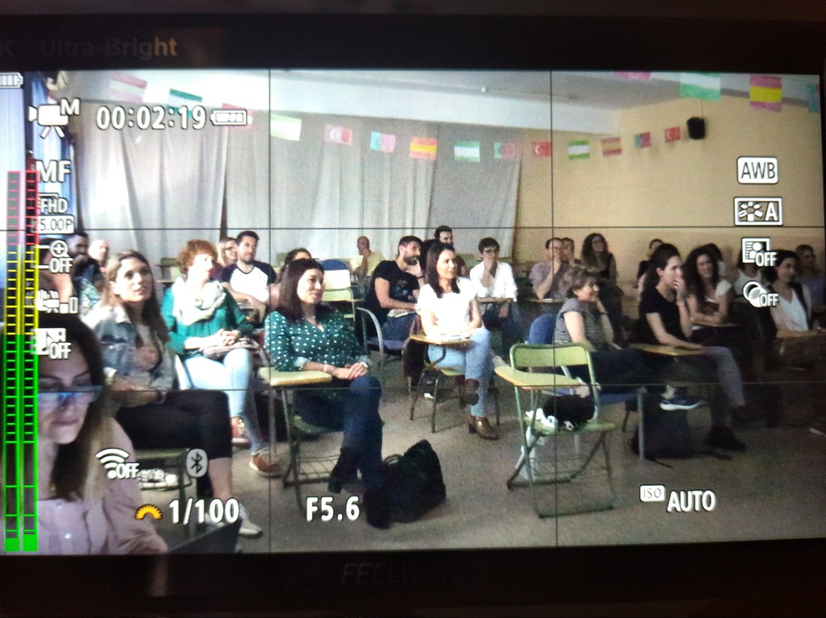 ColectBrumaria's tweet photo. Formando al profesorado del @iesalcaria  de #lapuebladelrío. Un lujo compartir estos momentos de formación con compañeras y compañeros tan implicados. https://t.co/9zEkdb5OL2