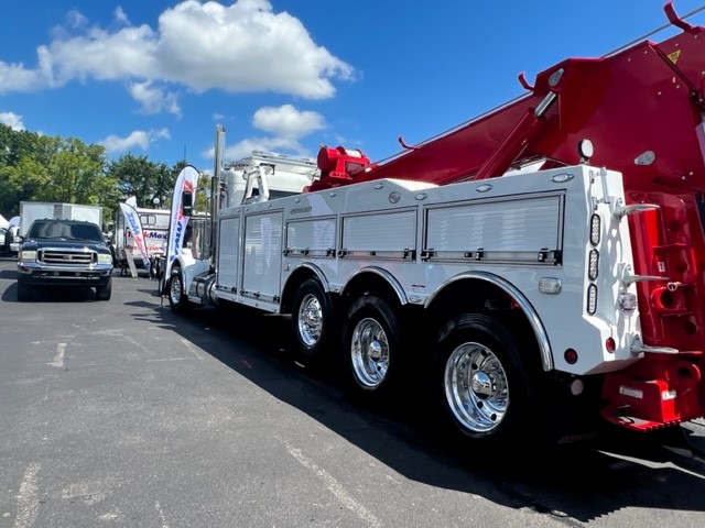 MobileVideo_'s tweet photo. What a great Florida Tow Show this year.  We are here talking to old friends and customers.  We would love it if you stop by our booth 311.

We are super excited about the new products and services we are offering this year.  It is an exciting time to be in the Towing Industry. https://t.co/kMj8oex8XY