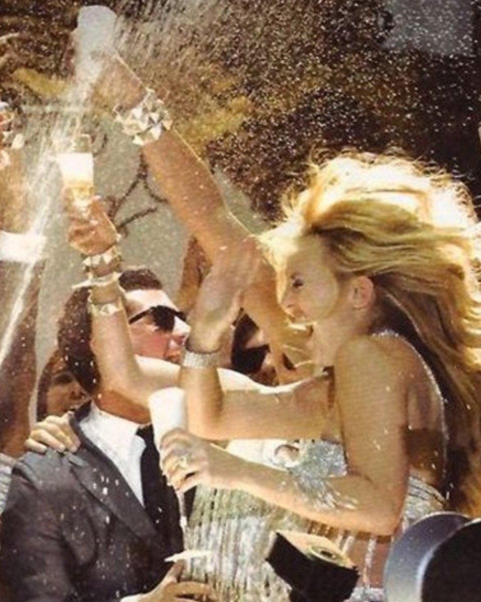 InnerplaceLDN's tweet photo. Are you ready to make some unforgettable #memories? Let's raise a glass and #toast to all of life's greatest moments. 

#Innerplace #Friday #Celebration #London https://t.co/y8Wd69GB9U