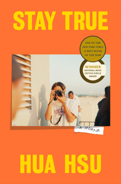 AuthorMailan's tweet photo. Late to the party, but I just finished this beautiful coming of age memoir by @huahsu. Highly recommend! #asianwriters #AAPI https://t.co/jJc7NbEnTS