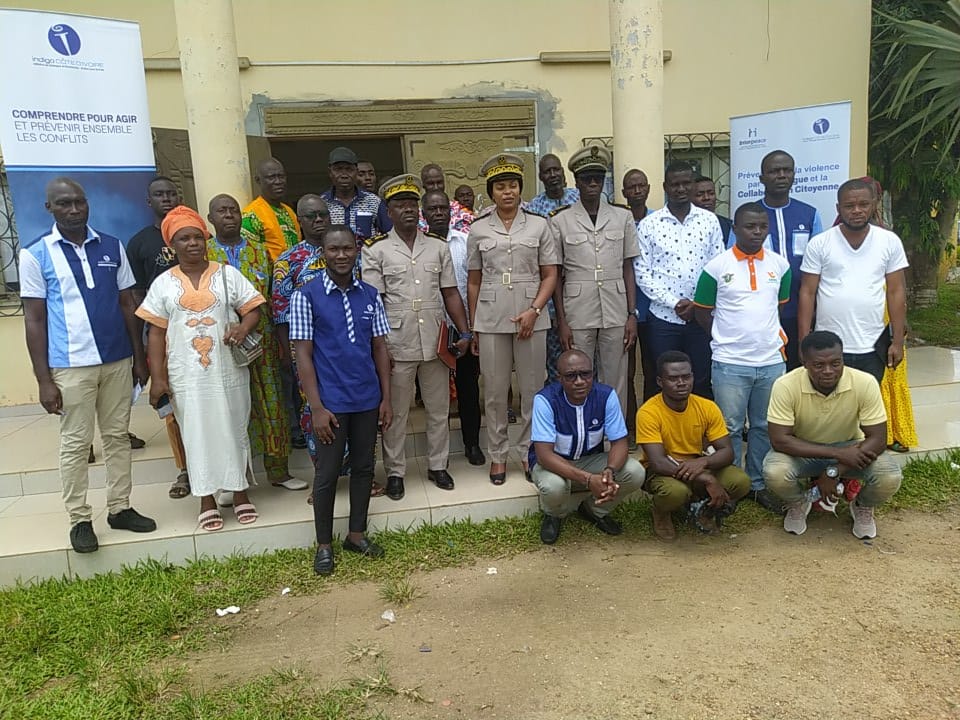 Indigo_CI's tweet photo. Du 16 au 31 mars 2023, les équipes du projet #PREDIA ont organisé des ateliers de restitution-validation des résultats de recherche et ... https://t.co/fURfLC0PSp

#CivElections #CivPaix #SEED #paix #dialogue #cohesion #democratie 

@InterpeaceTweet @SeeDCyprus
@UEenCI https://t.co/UOfTk3NfeU