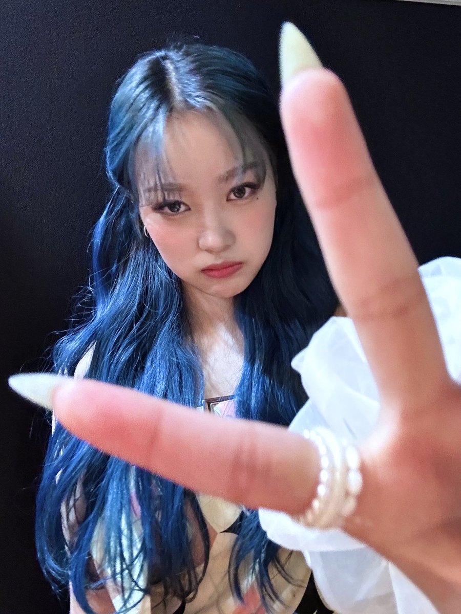 NOV072018's tweet photo. 230313 | PM KST 🐰💌 https://t.co/ma8QnxY1RN