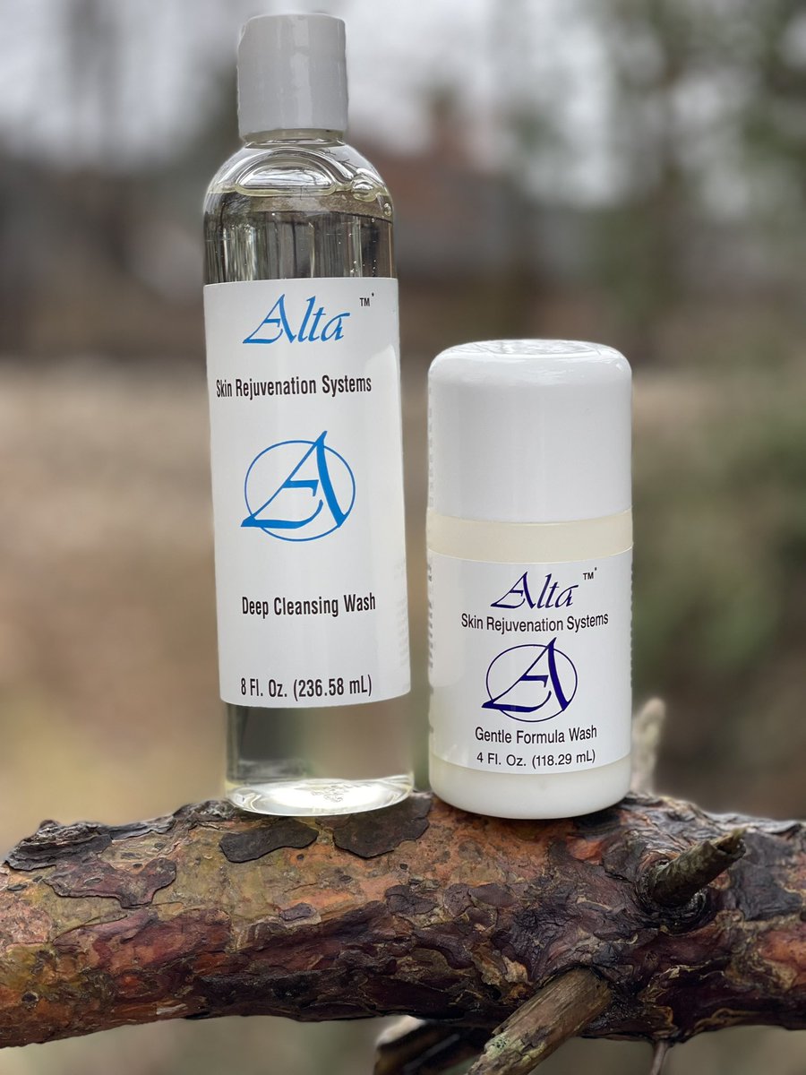 DrGPiro's tweet photo. Spring clean your skin with one of our wonderful face washes🌷🧼 #howell #brighton #dermatology #springtime Here is the link to purchase https://t.co/ZlDs39RY62 https://t.co/4T3cvNxCic