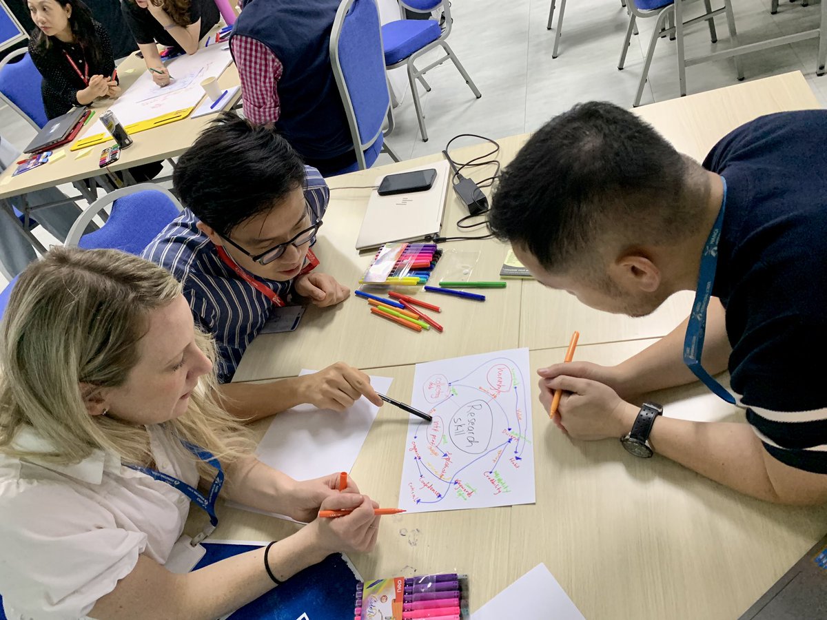 akashimisao's tweet photo. Reflecting last week’s ATL job alike @HISVietnam , it was so wonderful to be in the moment with those educators for such inspiring conversations. Great “thought shower”! @TheCliffVN #IBDP #IBMYP #ATLskills #selfregulatedlearners https://t.co/KCim6wxzL7