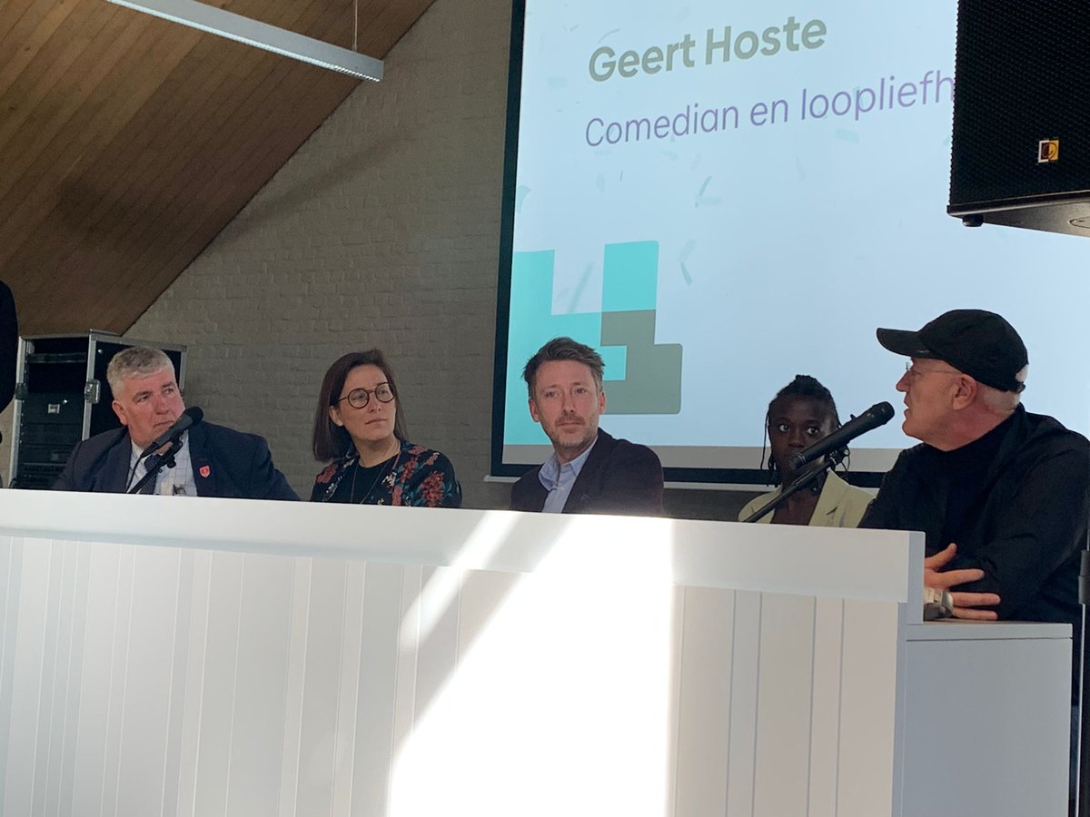 baloise_be's tweet photo. Met al meer dan 36.000 inschrijvingen, is de 37e editie van de #BaloiseAntwerp10Miles – op zondag #23april – goed op weg om die met het grootste aantal deelnemers te worden. #10Miles #loopfeest #baloise
Lees het volledige #persbericht : https://t.co/S9ZVq7j4pO https://t.co/nVflUqPvBt