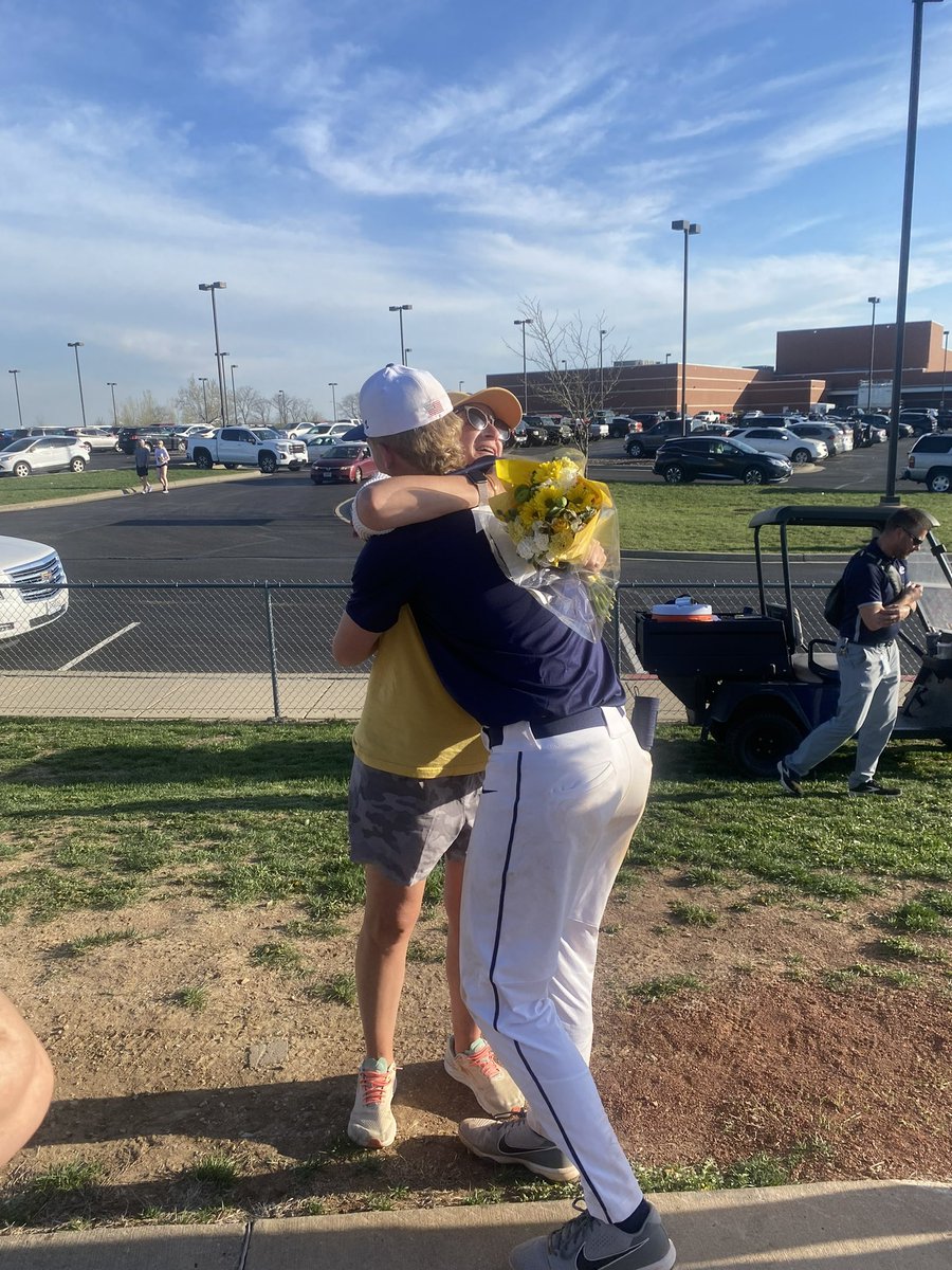 Thank you to everyone for coming out and supporting our Fight For A Cure game last night. Pictures below say it all, it was a very special night at The Yard! #RFB
