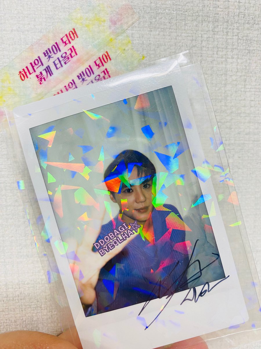 DDOBAGIXIA's tweet image. 헤이마리 싸인폴라로이드📸

으아악😍😍
ෆ˃̶͈̑.˂̶͈̑ෆ
‧⁺◟( ಥ ·̫ ಥ )
싸인포카😭😭😭😭

✌🏻준쨩💙💙💙

#김준수