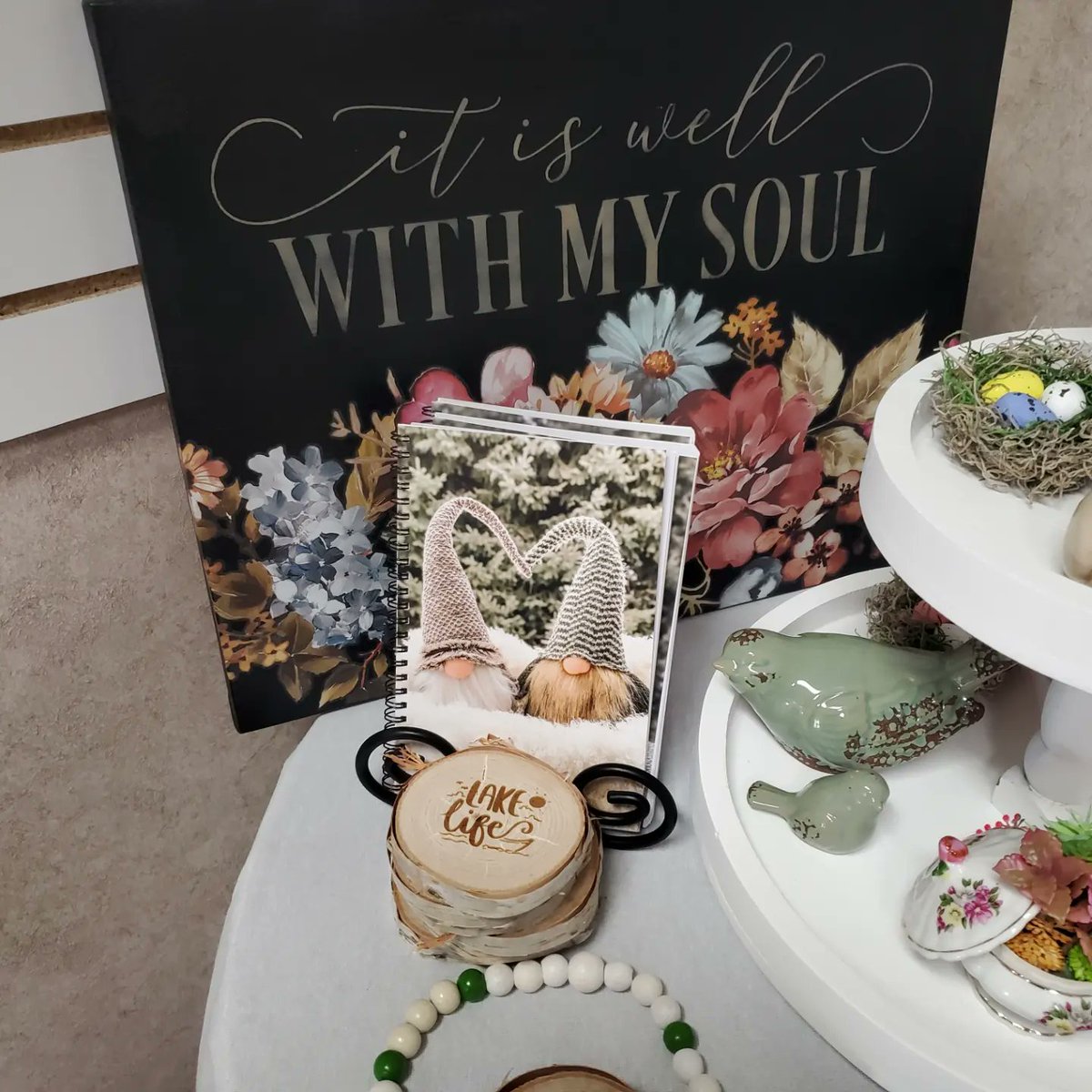 CrayonMelted's tweet photo. Mother's Day is coming fast!! Stop by 219 1st Ave S for great gifts!! April hours -weekday evenings and Sat 10-5 Sun 12-4.  Please share for a chance to be in this month's drawing! #jamestown  #smallbiz #mothersdaygift #giftsformom https://t.co/g5TvPYxN7P