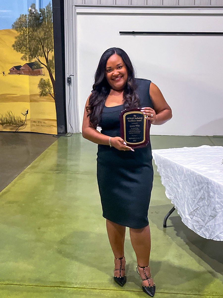 Still on a ☁️ of happiness and joy 🥰
TY <a href="/DrJudyWhite_OSB/">Dr. Judy White</a> &amp; MOSAIC Legacy for awarding me with the 2023 Inclusivity Excellence Award! ❤️

Special TY to my forever mentor <a href="/JerryAlmendarez/">Jerry Almendarez</a> for coming out on a school night to support me 🤗

<a href="/BanningUnified/">Banning Unified School District</a>