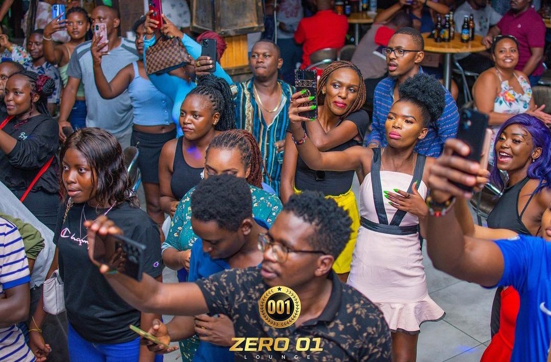 jamrick_'s tweet photo. Tunasema sherehe sheria my people watu wangu wa Mombasa msikosee hi itakuwa kubwa sana #Zero01lounge https://t.co/jq7VOnM0Vc