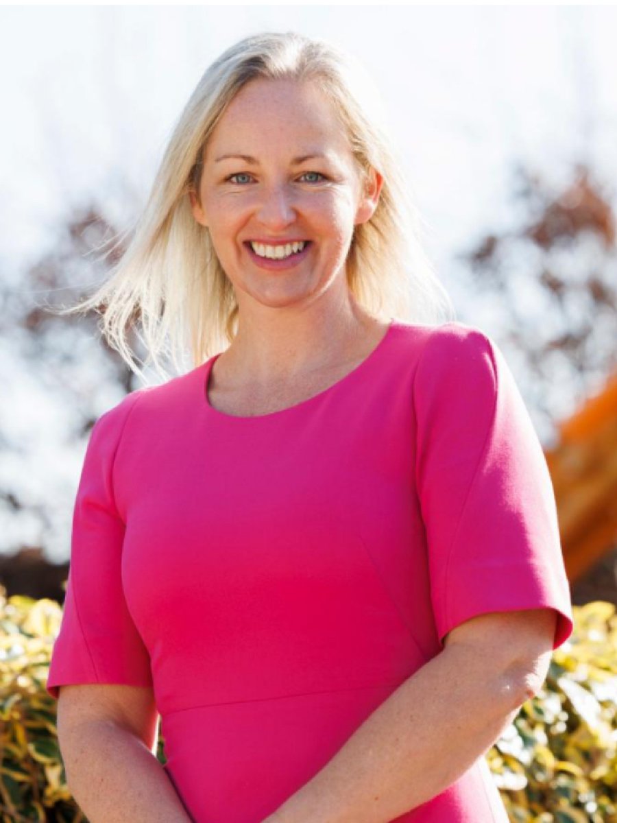 Best wishes to our CEO, Kerry McLaverty, at the IMAGE PwC 2023 Businesswoman of the Year Awards tonight 👏 Kerry's leadership at LauraLynn has been inspiring. Good luck, Kerry! 💙 #BusinesswomanOfTheYear #LauraLynn