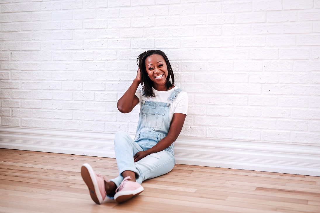 ten16ent's tweet photo. IT'S NEW RADIO SINGLE ADDS DAY!!! 🎉🎉🎉

Damara Melissa's "Don't Give Up Now" is going for adds on Canadian Christian radio stations TODAY! https://t.co/uUYEr65Hei https://t.co/64Rc3kWiJ9