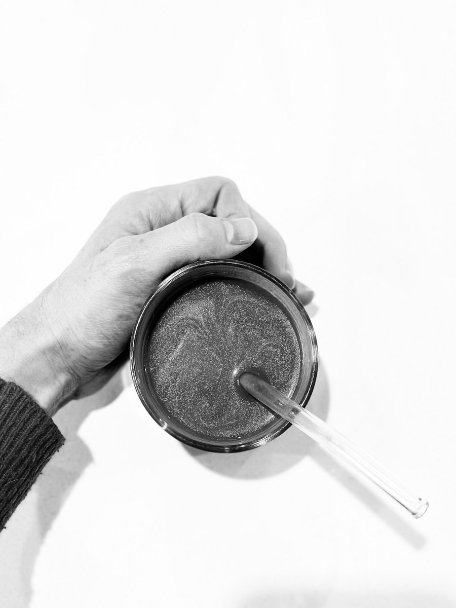 v_gilad's tweet photo. A universe. 
Hot chocolate. 
Unfolding. 
Glass straw. https://t.co/7BLGhDvI1V
