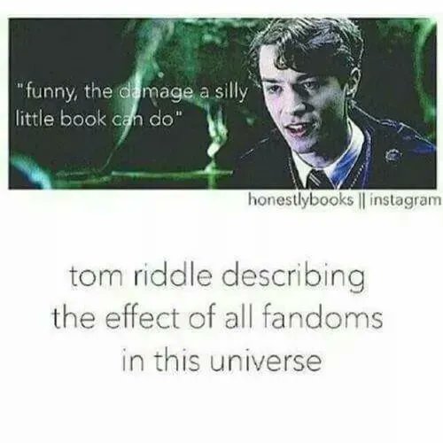 MuggleNet's tweet photo. *Searches for basilisk fang*
Shut up, Tom! #HarryPotter #PotterFandom https://t.co/uPWx58igHF