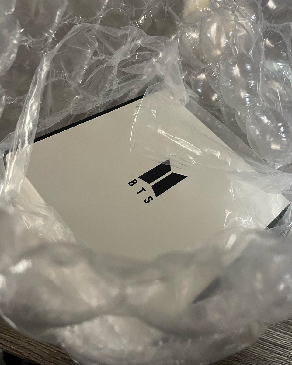 mamadepollito_'s tweet photo. 届いたーーーー❄️❄️🫠💗❄️❄️
#MERCHBOX10
https://t.co/7qt3cmlZ3V https://t.co/DneOdeLSB4