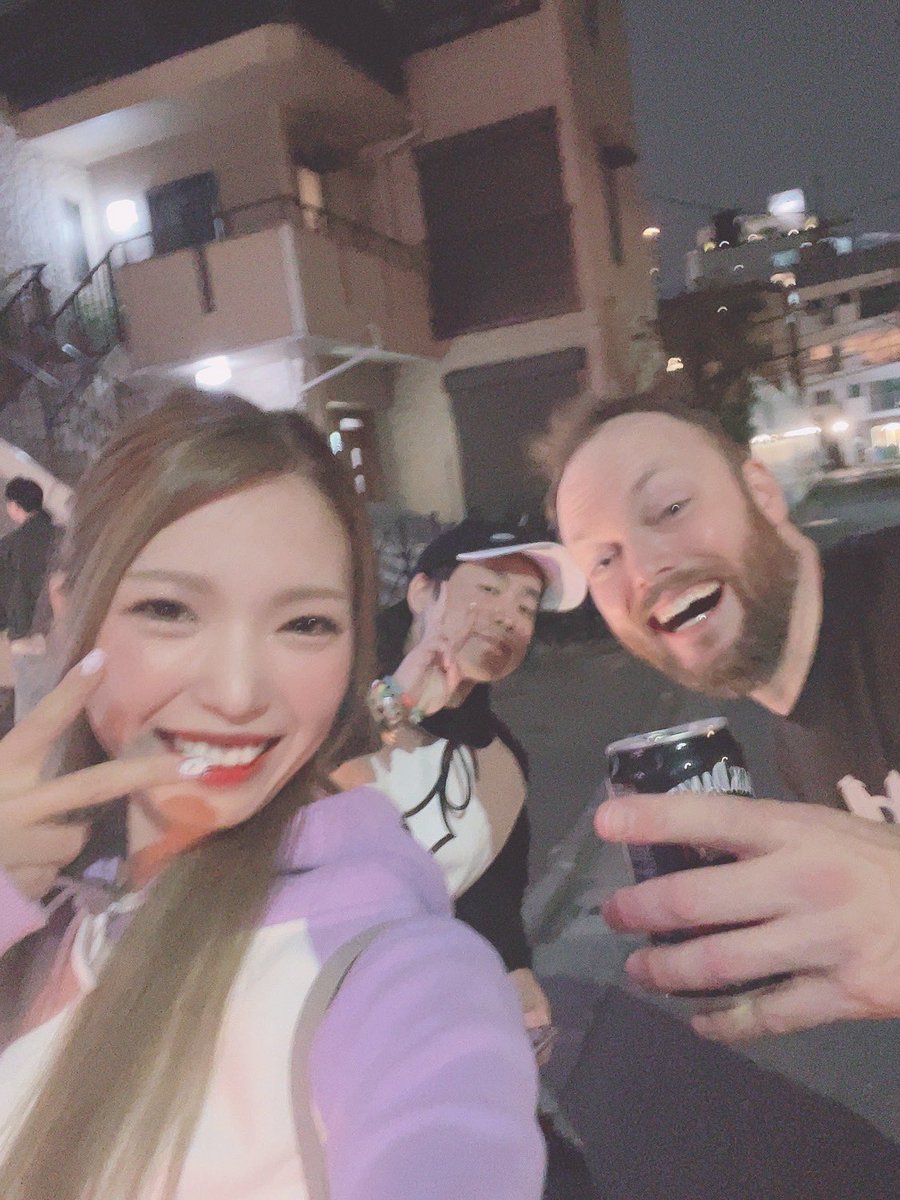 riri🤍🖤 tweet media