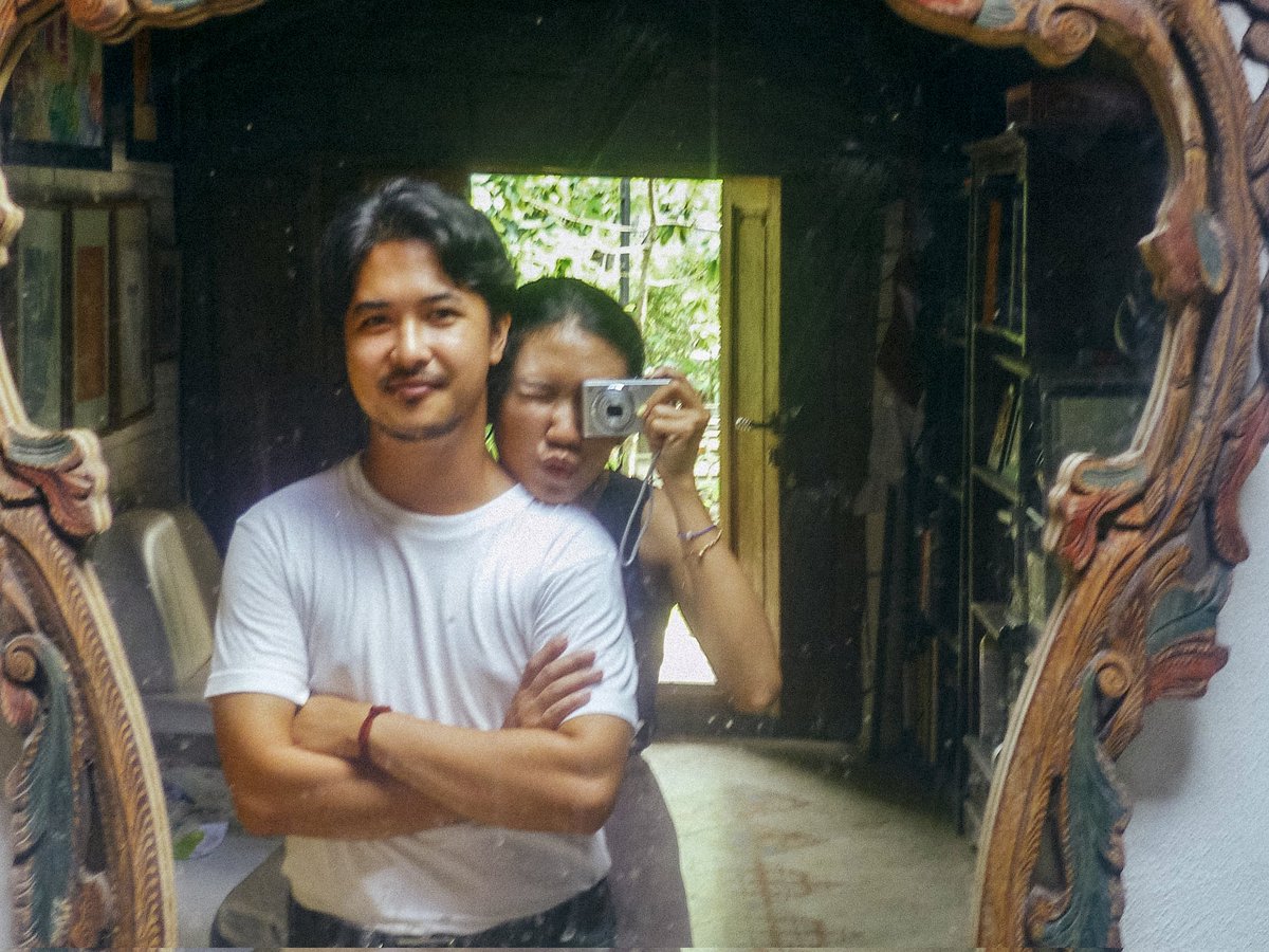 AlvChrist's tweet photo. Drop your favorite photo you have with your partner https://t.co/hjKujIOq3Q