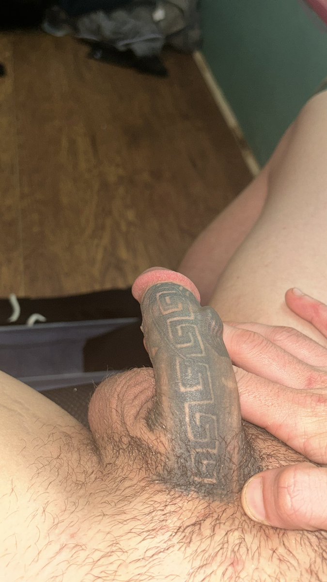 TattedBByT's tweet photo. I jus looked, and seems like I’m the only mfer on Twitter that had the balls to sleeve my dick out so.. lol HOW BOUT THIS DICK RATING??😈🤣💪🏽💪🏽 #dickrating #chaturbate #cocktats #versace #hung #daddy #alpha #BWC #saglife fallow me on Chaturbate 😈😍🤑🤷🏽‍♂️ https://t.co/2URTZTYtEG https://t.co/1vJGr6CQoQ