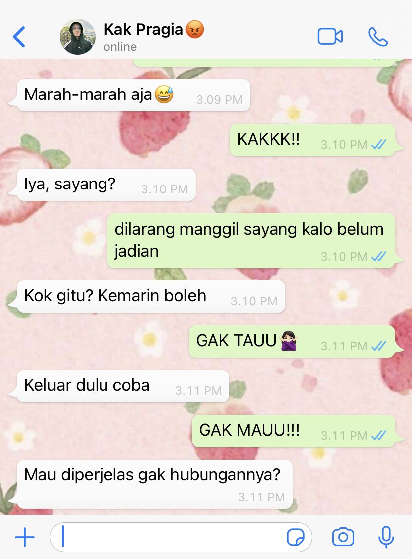 amourdejune's tweet photo. #RaGia hts jaya jaya jaya!
cw // mention of kiss
mark lee one tweet au https://t.co/9YHvIAcGxa