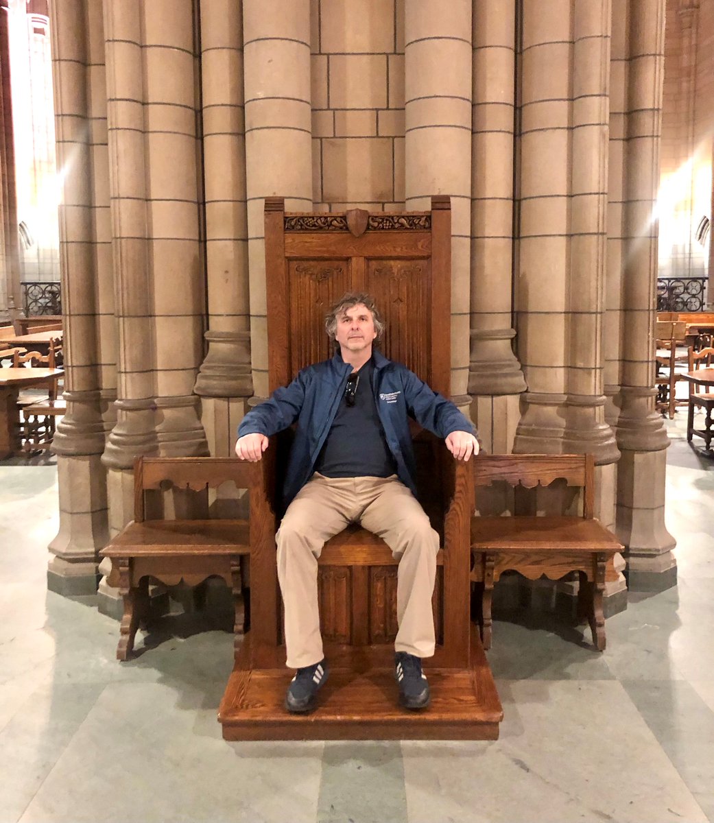 CellJxn's tweet photo. Thanks to @KwiatkowskiLab - aka the "Prince of Pittsburgh" - for the invite to the University of Pittsburgh! It was wonderful to spend time with so many amazing adhesion and organelle biologists.  I especially enjoyed the campus tour and the famous "Cathedral of Learning". https://t.co/89mESaiVSH