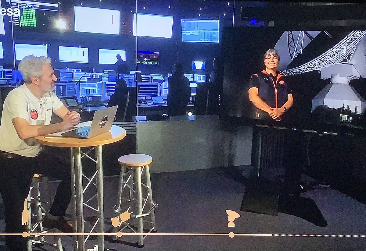 CanberraDSN's tweet photo. Nice to see @CSIRO’s Suzy Jackson, #NewNorcia station manager on the @esa broadcast. As Suzy was speaking, @esa confirmed acquisition of signal with @ESA_JUICE through antenna behind her. #NNO1 #NNO2
Great job team!📡〰️🛰️🧃 https://t.co/vgfWee1xry