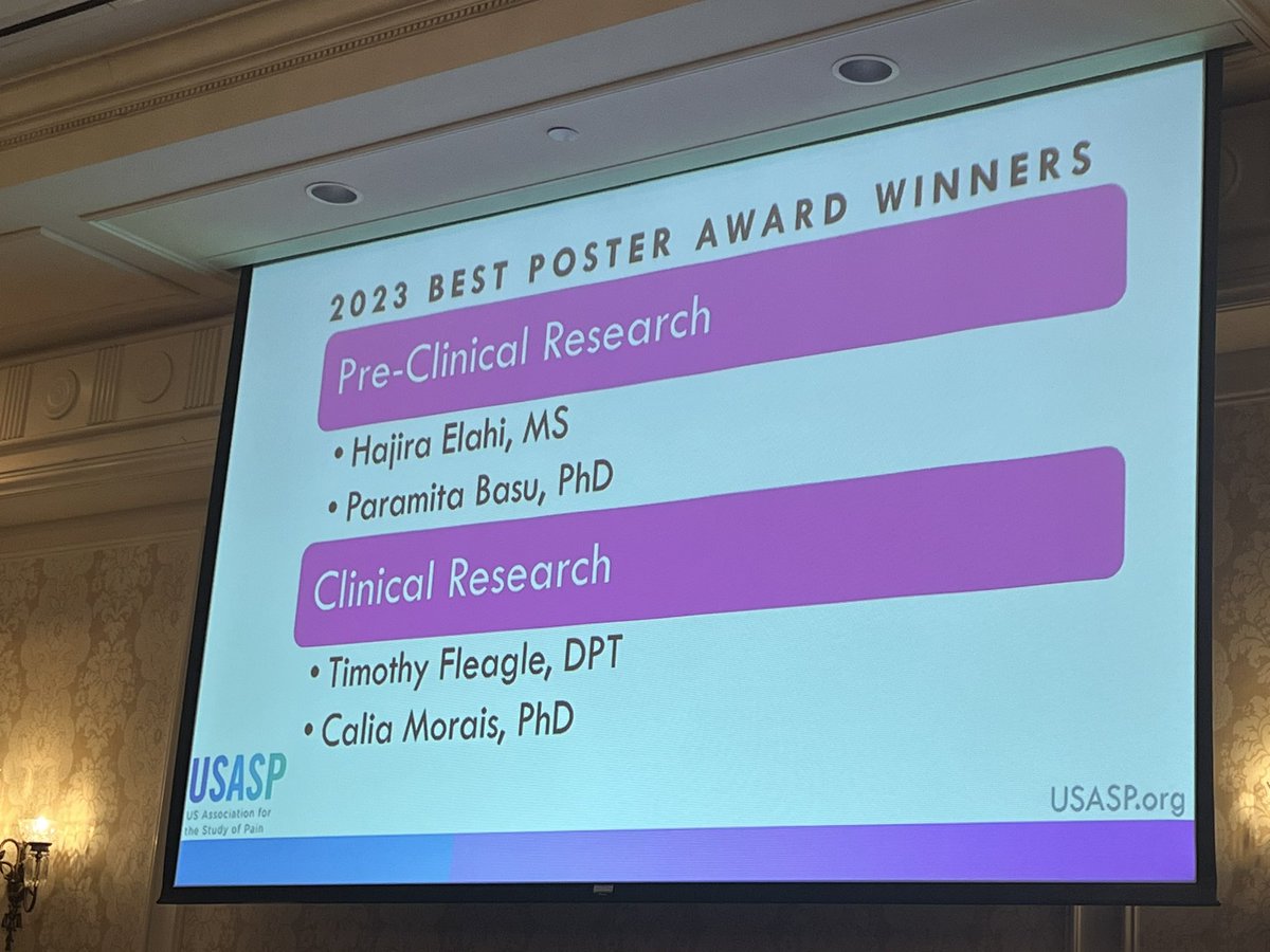 Look at this rockstar getting best poster award @USASP2023. Congrats @DrCaliaMorais