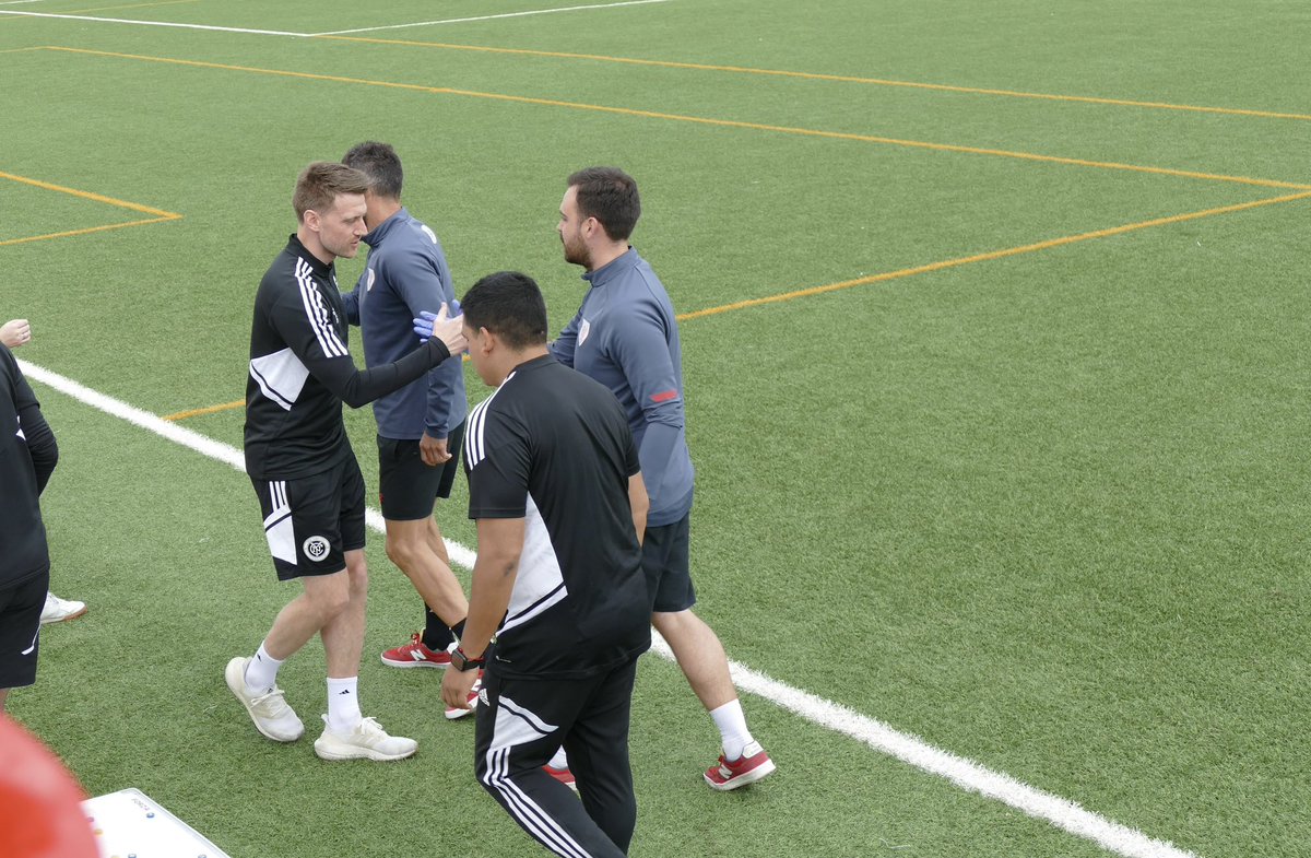 RichScott285's tweet photo. Another successful trip at the East Mallorca Cup with our 13’s

Group
✅ v Serverense (3-0)
🤝 v FC Barcelona (0-0)
🤝 v VFB Oldenburg (2-2)
✅ v Atletico Balears (3-0)

QF
✅ v Total Futbal Academy, CA (4-3 Pens)

SF
❌ vs Athletic Club Bilbao (2-3)

#soccer  #coaching #NYCFC https://t.co/LTNCFmXBGO