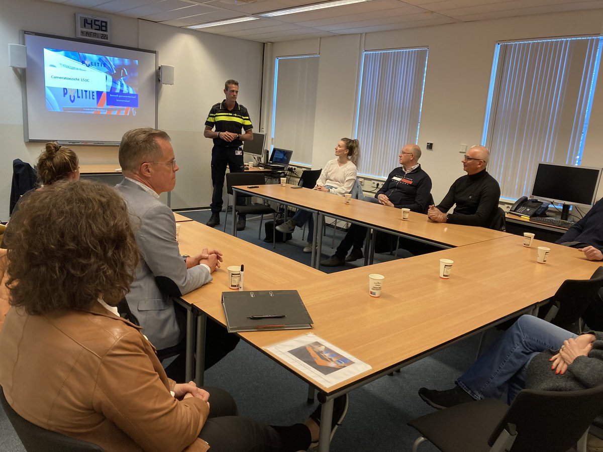 Raad Veenendaal tweet media