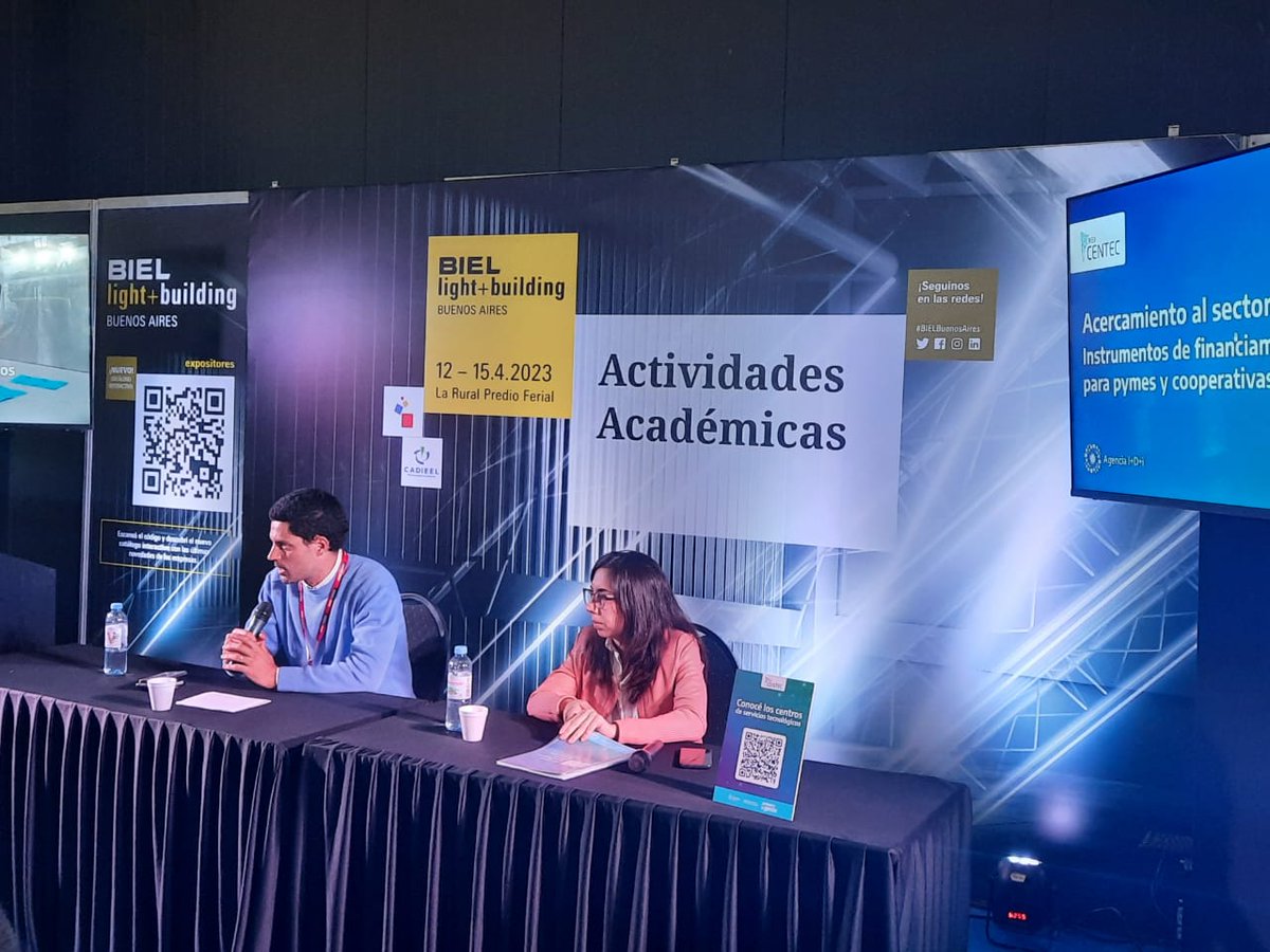 aleprimbas's tweet photo. 📍#Biel
Junto a @cesleiman presentamos instrumentos de financiamiento vigentes de #fontar y las iniciativas de vinculación que llevamos adelante junto a @ciencia_ar como la #RedCentec y #RedPymesInnovadoras
@CadieelArg @jtamborenea @ferpeirano
@agenciaidiar https://t.co/BPfJARYGbJ