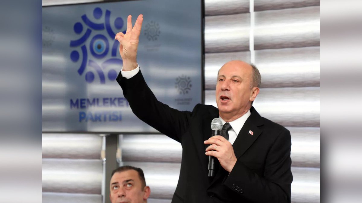 Memleket Partisi Genel Başkanı ve Cumhurbaşkanı adayı Muharrem İnce, partisinin selamlama işaretini tanıtarak,

İlk kez Rize'de dedemin, anneannemin memleketinde partimizin işaretini gösteriyorum. Ne bu? Üçüncü yol. Ne sağdan, ne soldan, Atatürk'ün yolundan. Biz üçüncü yoluz.dedi