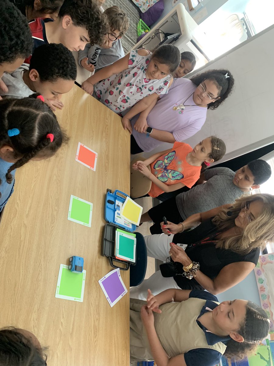 STEM lesson in 2nd grade 😊<a href="/RDGschools/">Reading School District</a> #10PennProud