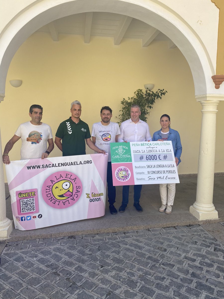 El año que viene adoptaremos un niño con 70 años o daremos un puñetazo  a un futbolista del Madrid, quizás así algún medio se haga eco de que un colectivo pequeño de un pueblo pequeño donó 6.000€ para los enfermos de ELA. Gracias