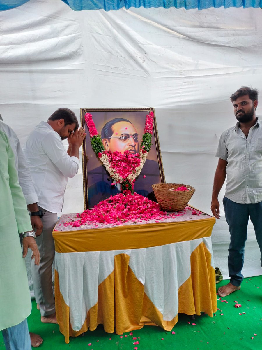 skglinks's tweet photo. Organized and participated in #AmbedkarJayanti2023 at 106 Division @GHMCOnline @ZC_SLP , #raithubazar - Taranagar Serilingampally, Hyderabad
@INCTelangana https://t.co/zwOlVoNGqG