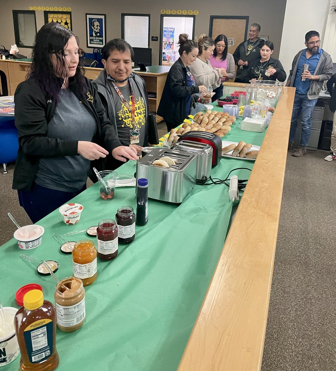 NISDRoss's tweet image. Our athletes took sometime this morning to thank their Rebel Leaders for all of their support. #GoRebelsGo Thank you @SulRoss_BoysAth @SR_GAthletics for your leadership.