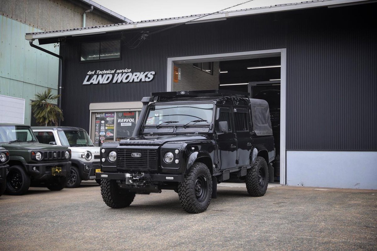 land_works's tweet photo. @land_works 🛠

Land Rover Defender 110 Pickup Limited Edition 🔥

初年度H15 走行距離295,000㎞

¥5,780,000

#希少車 #限定車 

お気軽にお問合せ下さい。
@land_works 公式LINE⬇️
https://t.co/UVFkB54zwl

#福岡 #四駆 #SUV #CCV #LandRover 
#landroverdefender #pickup #ランドローバー https://t.co/Yn18rAoFto