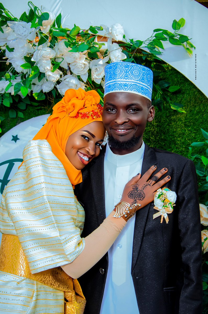USsemwezi's tweet photo. Ya Allah protect our marriage 🙏🙏🙏🙏 https://t.co/JFLP9HvJmv