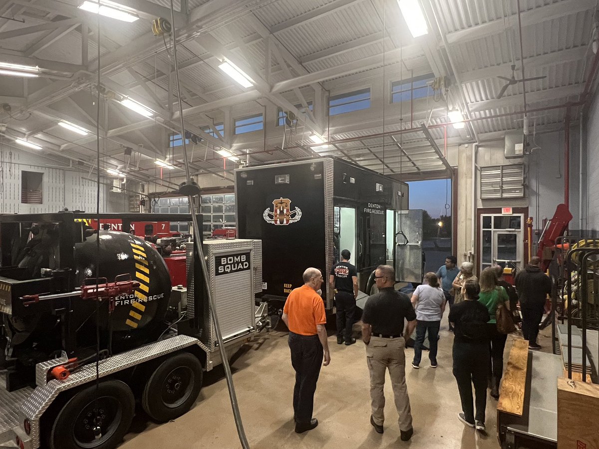 DentonFireDept's tweet photo. Great night last night as Station 7 (4201 Vintage) hosted our second night of Citizens Fire Academy. Captain Mike Tucker was on hand to discuss our Bomb Squad and associated equipment. They also got fitted for bunker gear for live fire training in a few weeks! @cityofdentontx https://t.co/P4AOkgmjCe