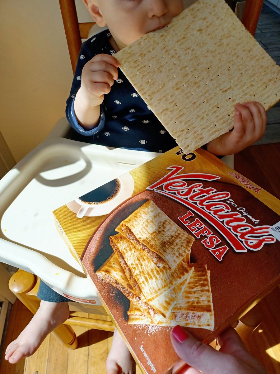 BakeEurope's tweet image. Pic of my one-year-old trying Norwegian lefsa/lefse that I found at a local gift shop. This is an example of one of the types of Nordic flatbreads that I talked about in a previous thread. #lefse #Norway