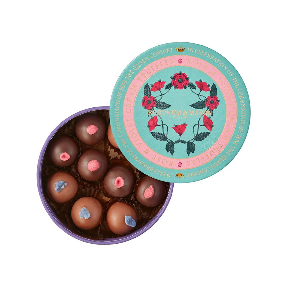 no context queen camilla 🌷 on Twitter "👑🌹Fortnums QC Rose & Violet