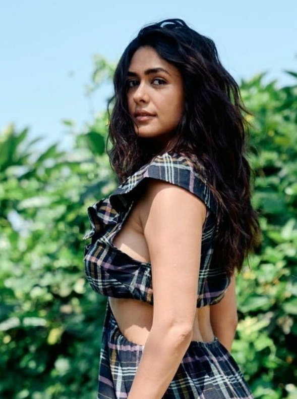 FtrdfGcakAIMxxD?format=jpg&name=900x900