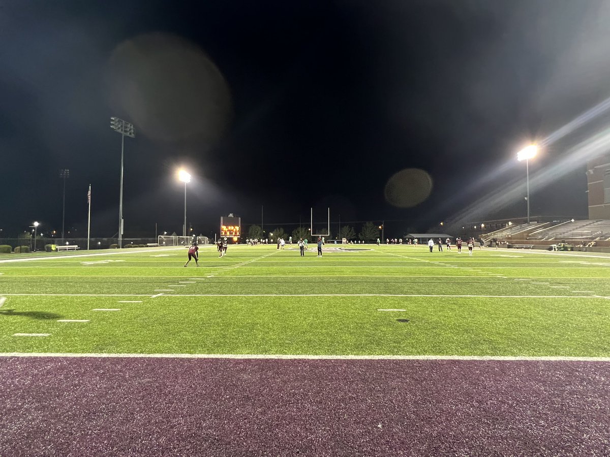 ACbearcatFB's tweet photo. A big thank you to @CoachRussCville for having us and allowing some our boys to experience a college practice! @CoachAtwood23 @CoachGarnerCU  @CoachHBrown8 @CoachBeatty_ https://t.co/FUzXs9muLw