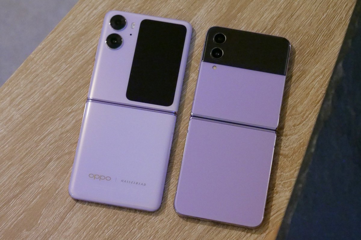 Flip Phones are beautiful and two of them are really beautiful!
Oppo find N2 flip and Samsung z flip 4
 
Which one looks more beautiful?! 
Left one is Oppo  
Right one is Samsung
#OPPOFindN2Flip #Samsungzflip4